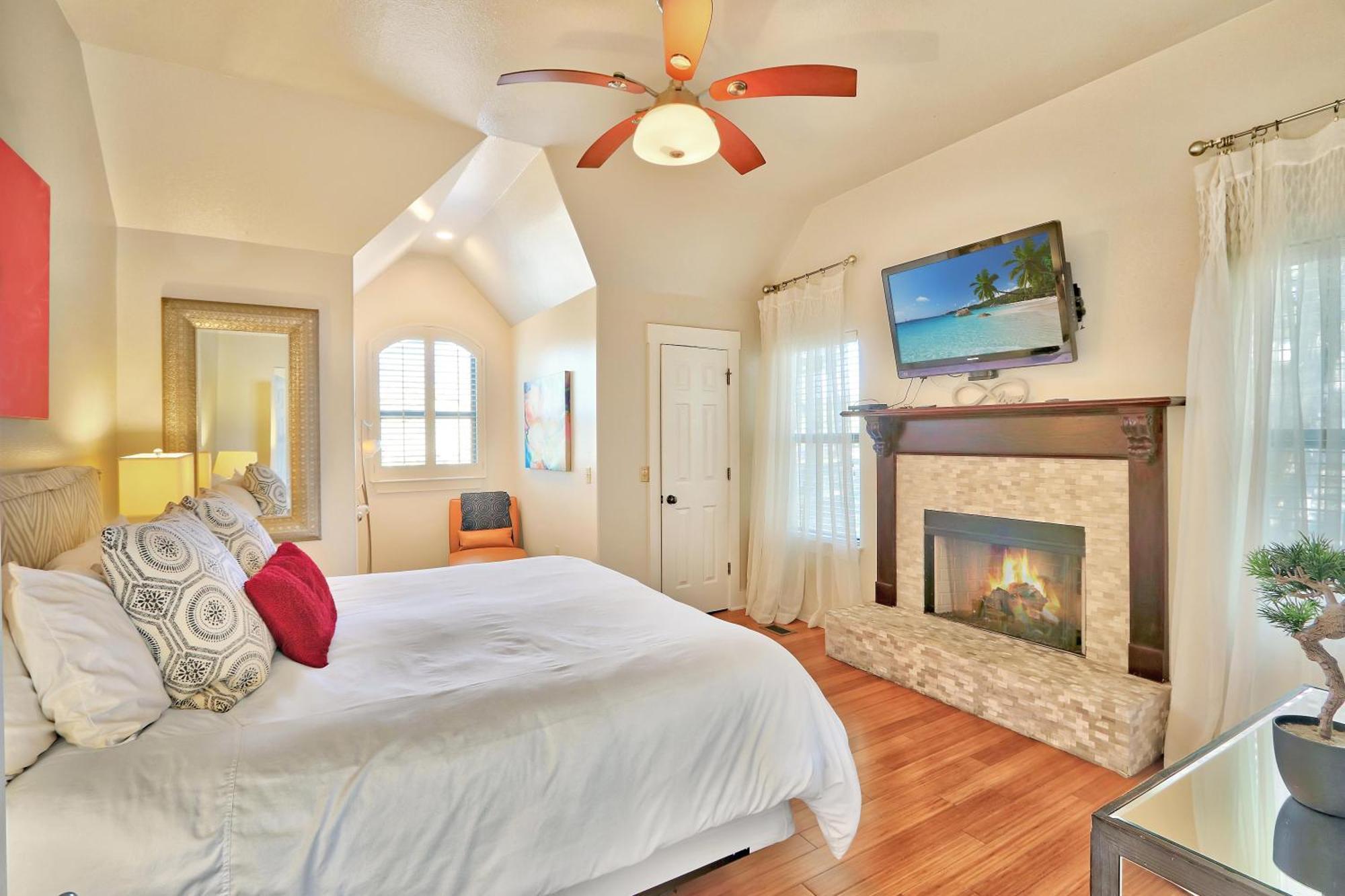 Sunset Villa Wimberley Exterior photo